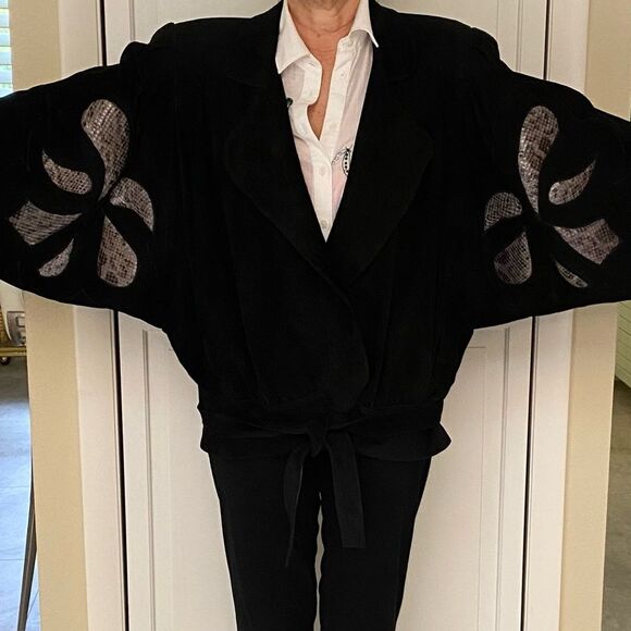 Vintage 80’s Suede and Leather Batwing Jacket - Picture 16 of 16